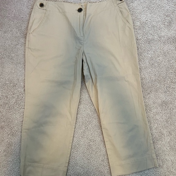 Talbots Women’s Beige Chino Pants Size 12P - Picture 2 of 12